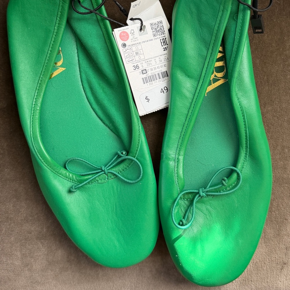 Zara Green Leather Ballet Flats with Toe Bow